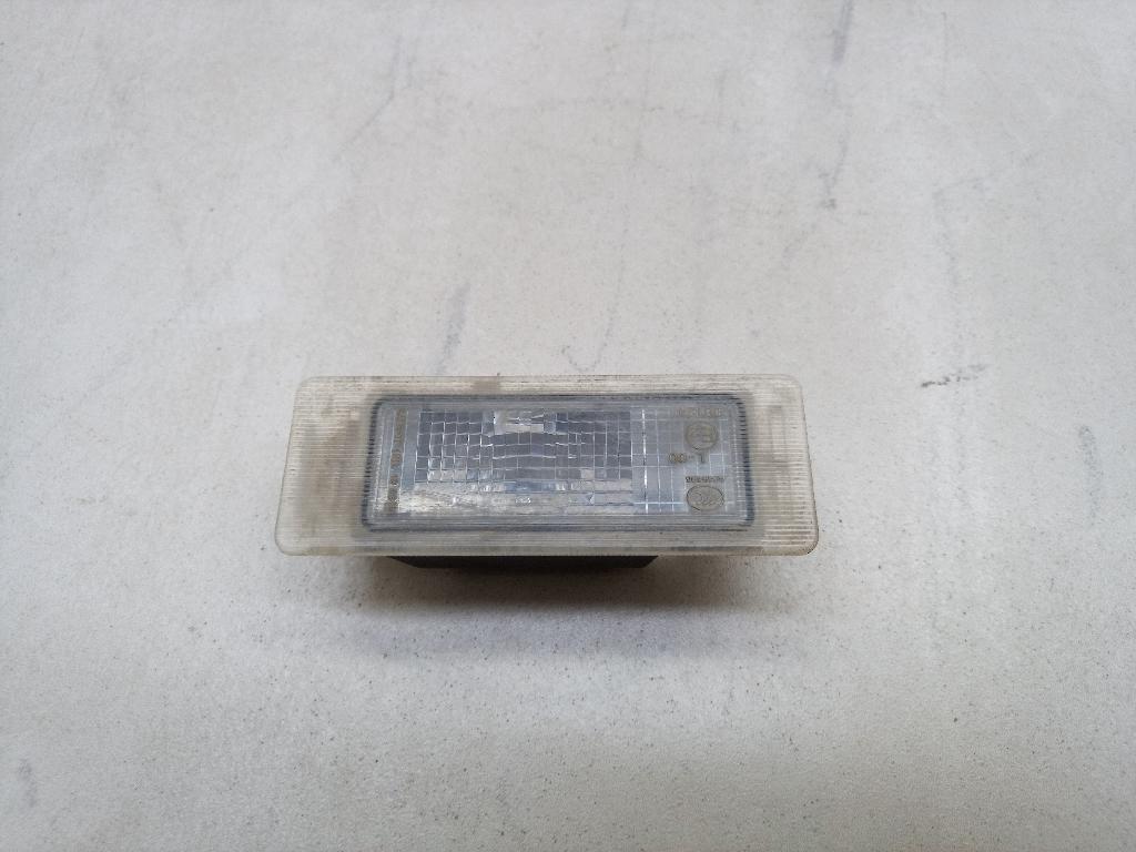 Фонарь подсветки номера