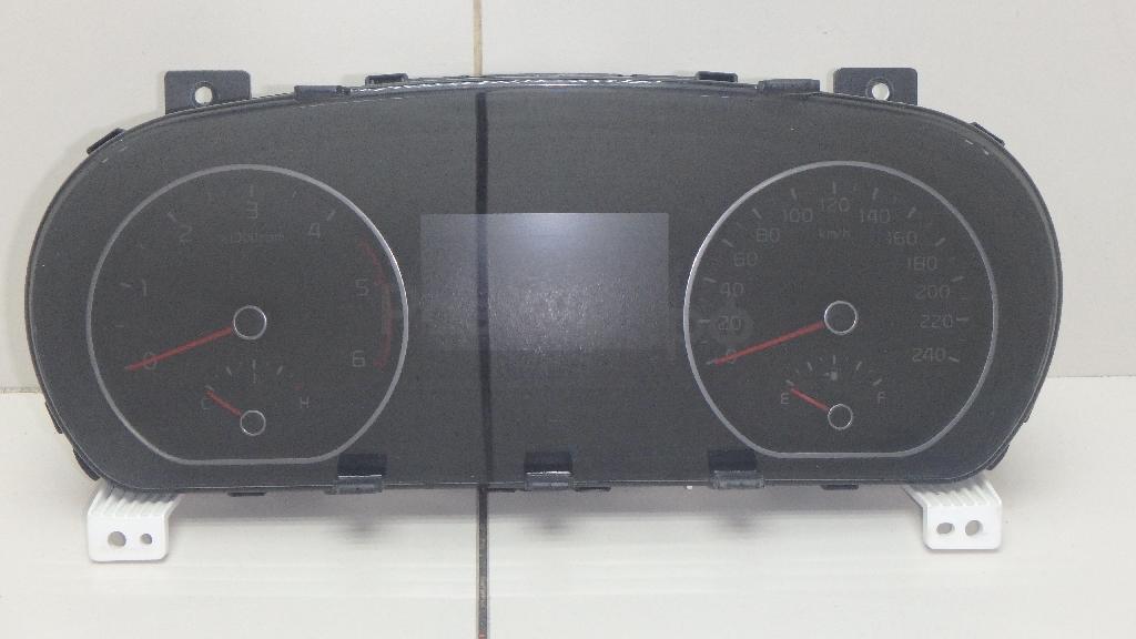 Панель приборов