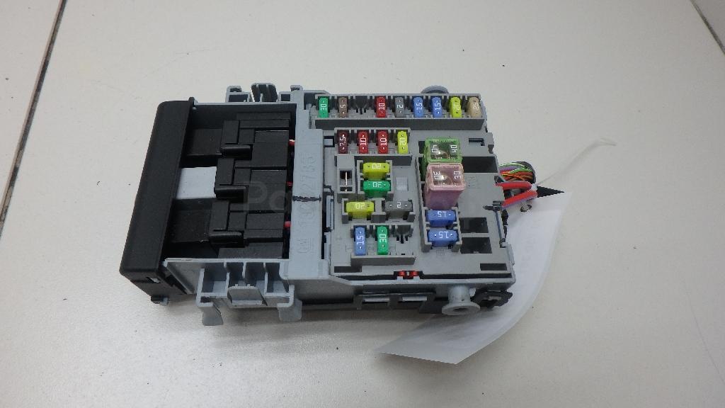 Блок предохранителей