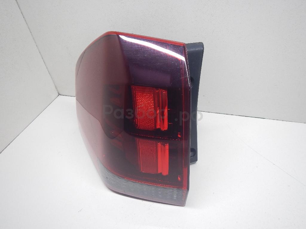 Фонарь задний наружный левый