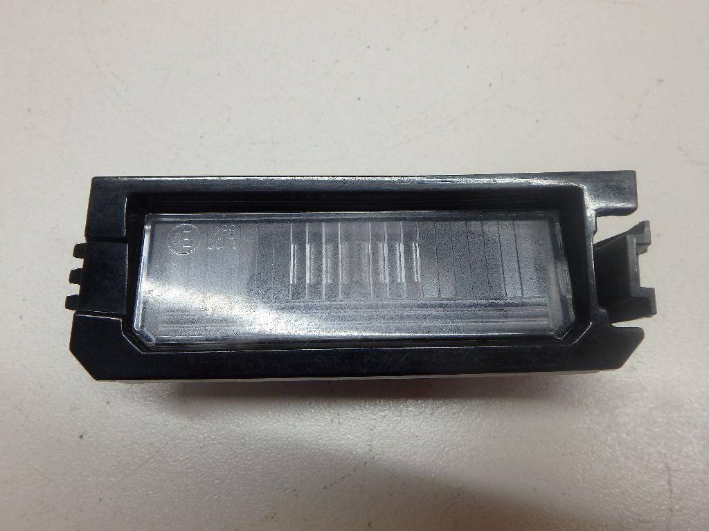 Фонарь подсветки номера