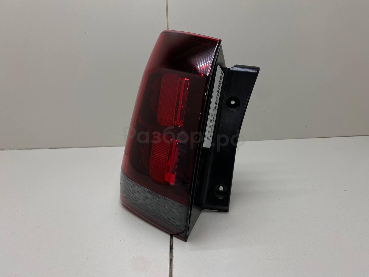 Фонарь задний наружный левый