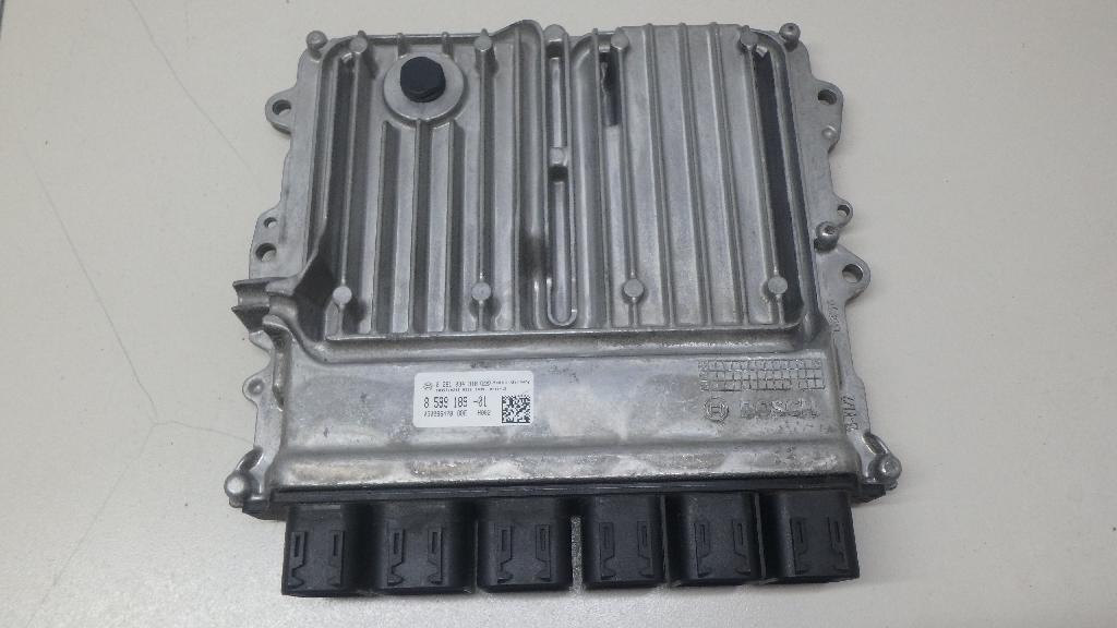 Блок управления двигателем