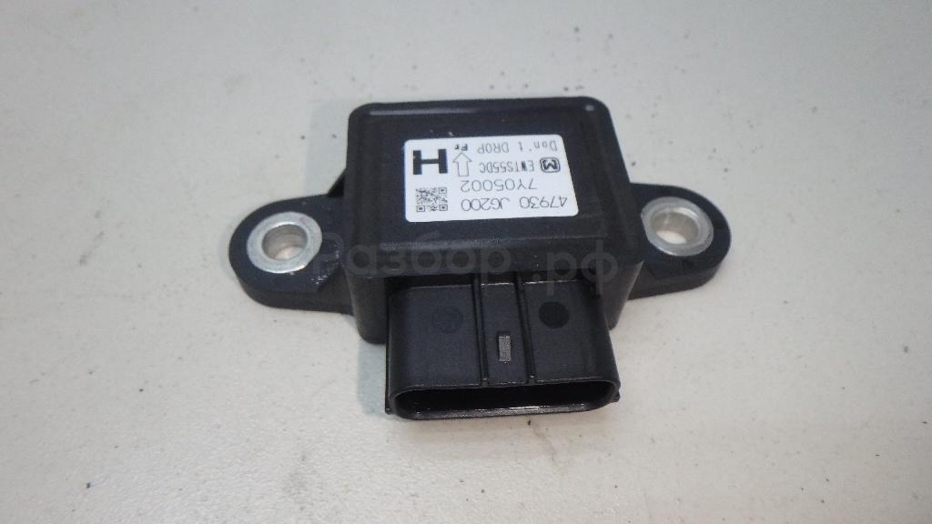 Датчик ускорения