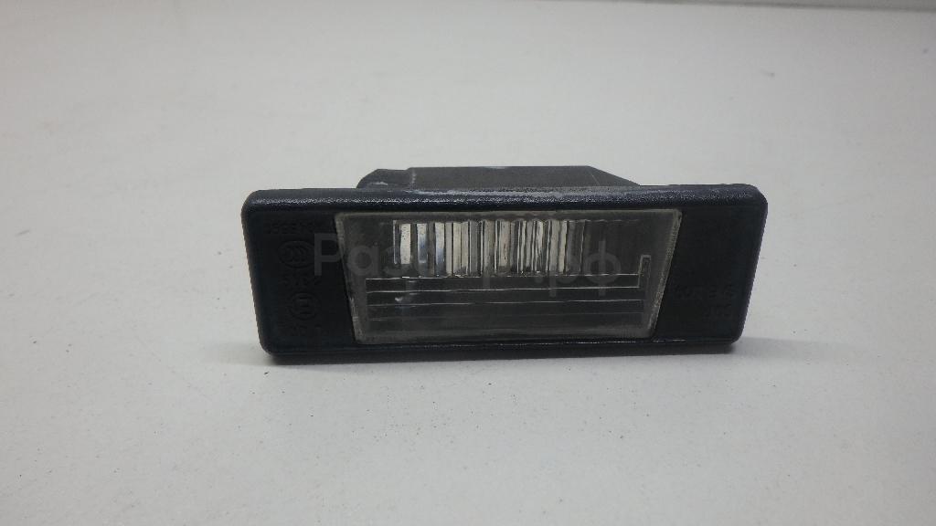 Фонарь подсветки номера