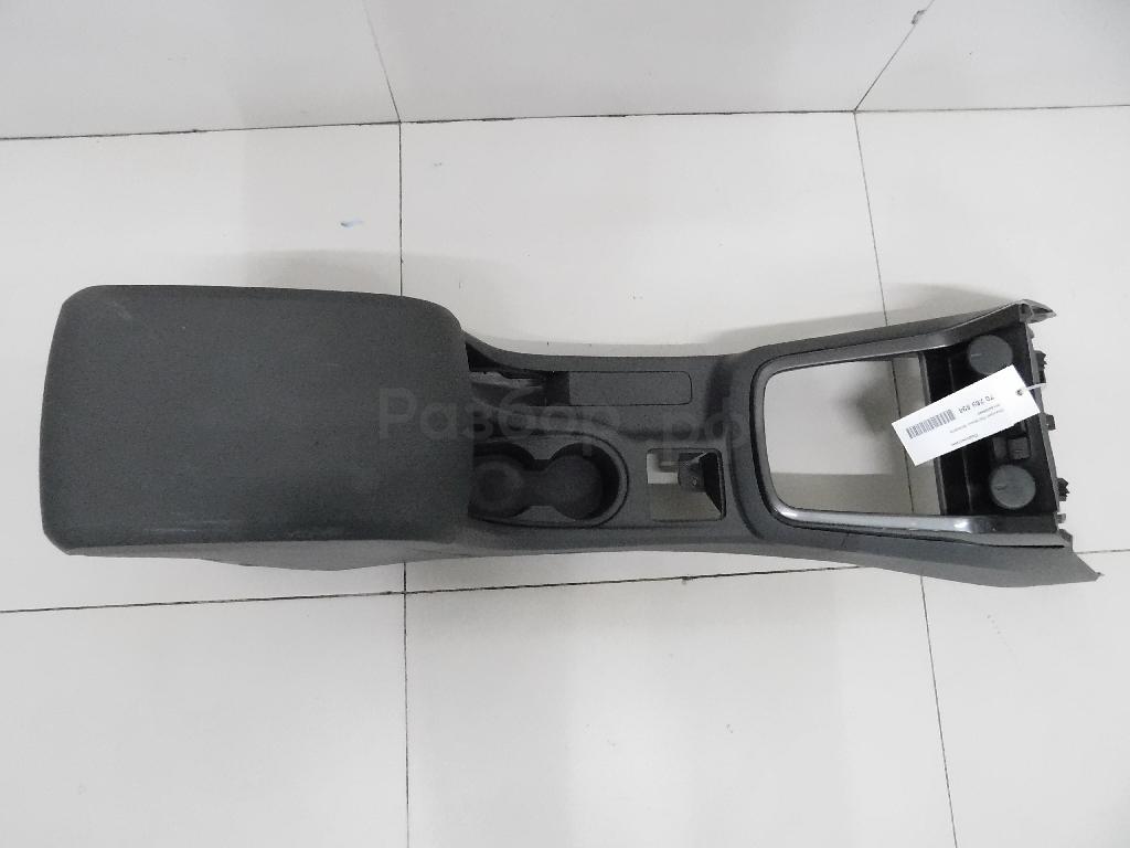 Подлокотник