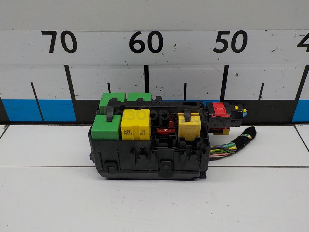 Блок предохранителей