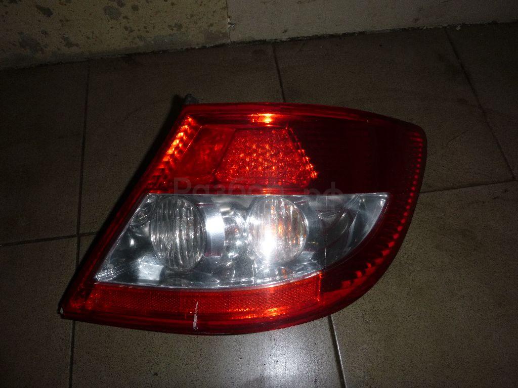 Фонарь задний правый