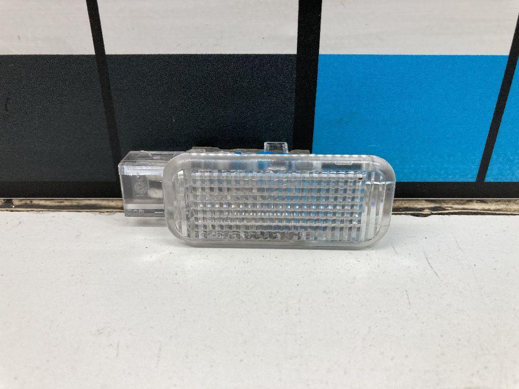 Плафон салонный