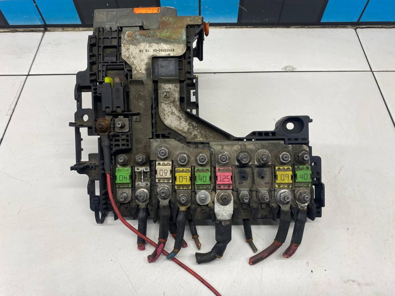 Блок предохранителей