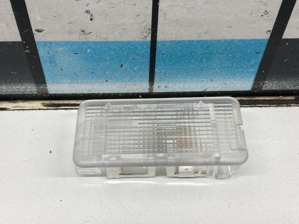 Плафон салонный