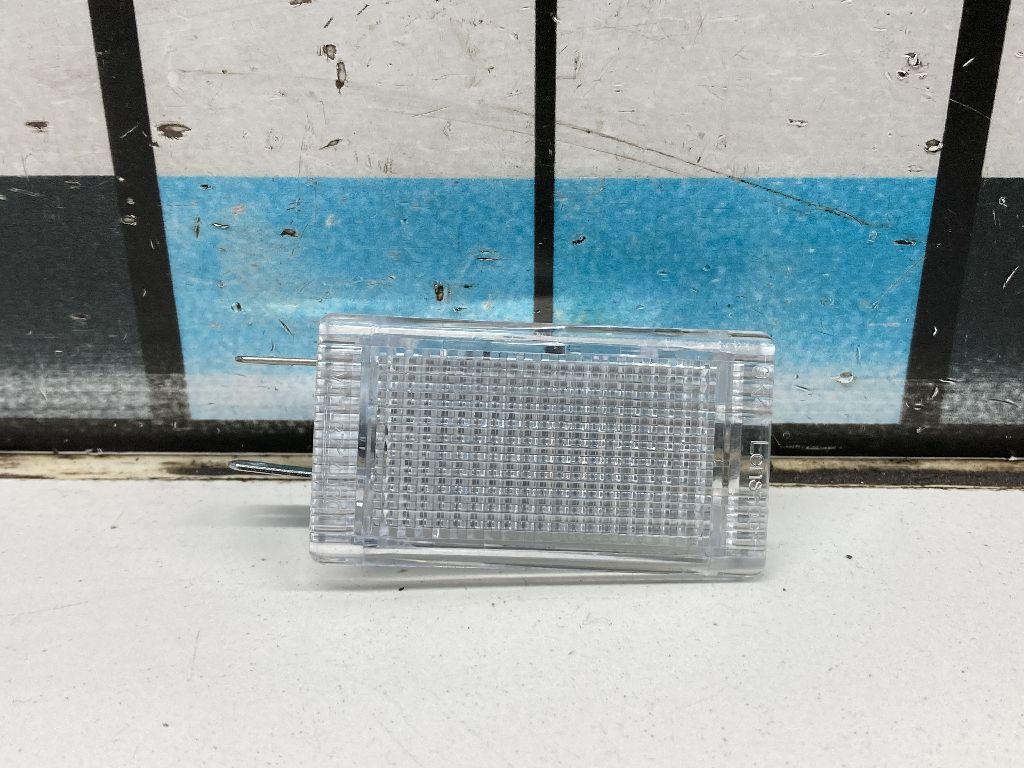 Плафон салонный