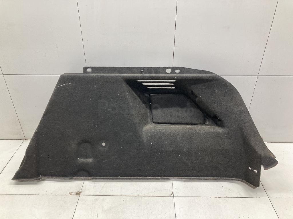 Обшивка багажника