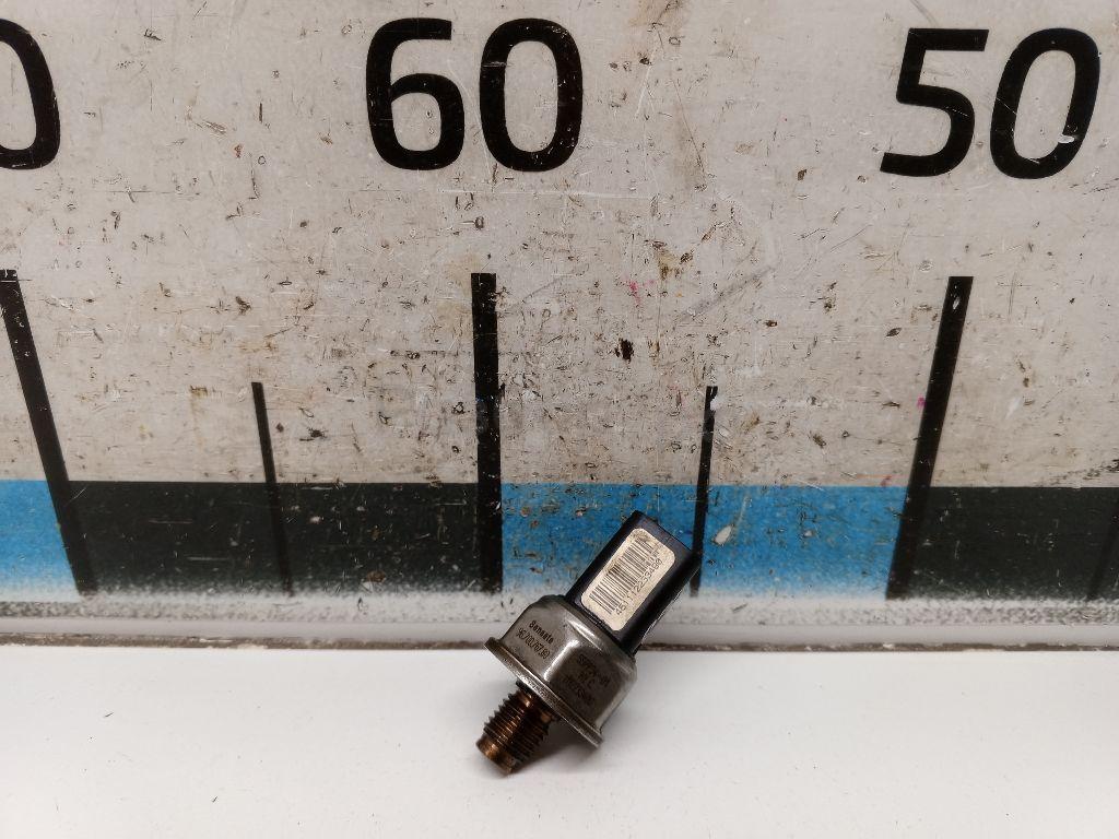 Датчик давления топлива