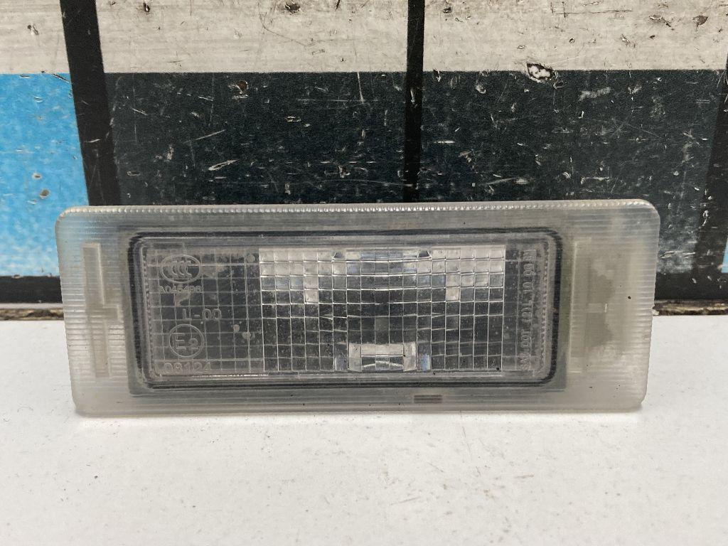 Фонарь подсветки номера