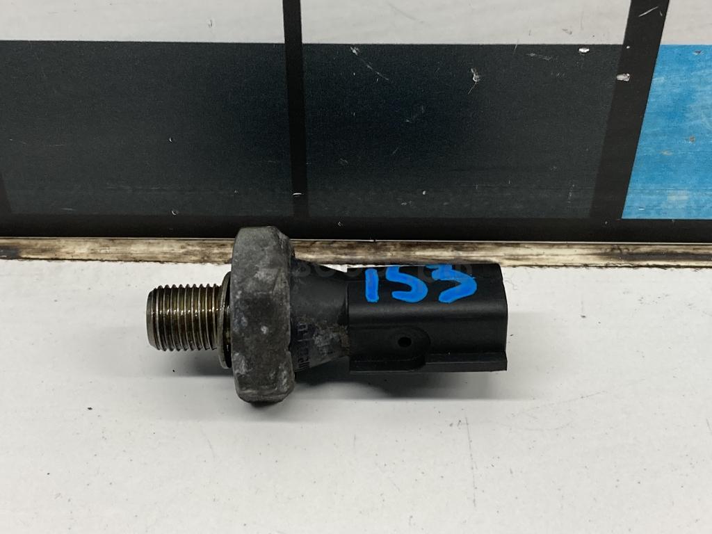 Датчик давления масла