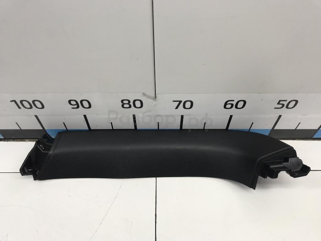 Обшивка двери багажника