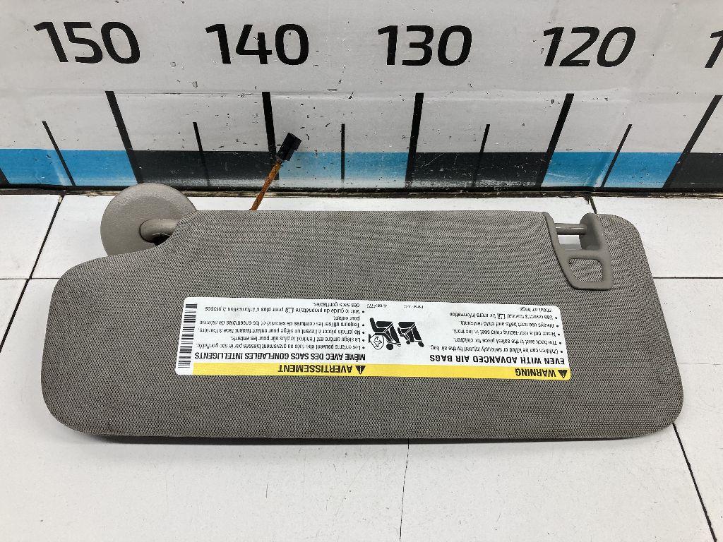 Козырек солнцезащитный (внутри)