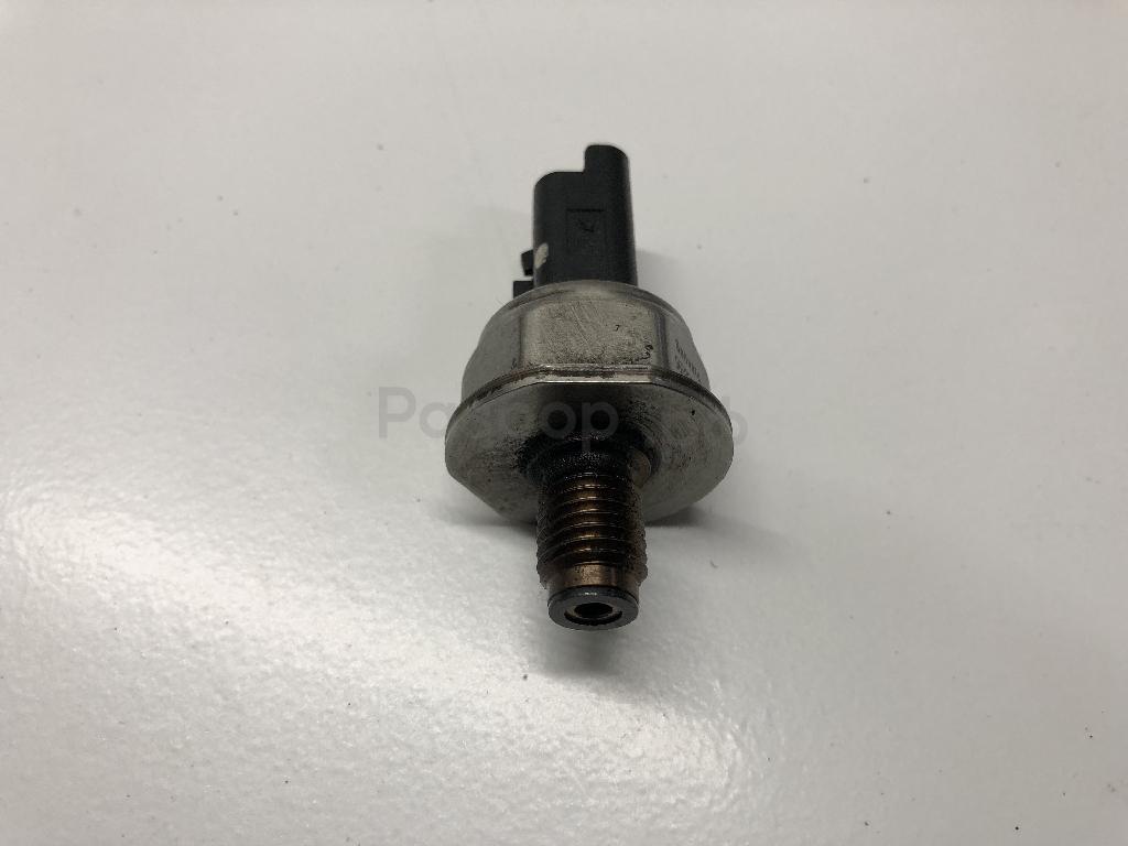 Датчик давления топлива