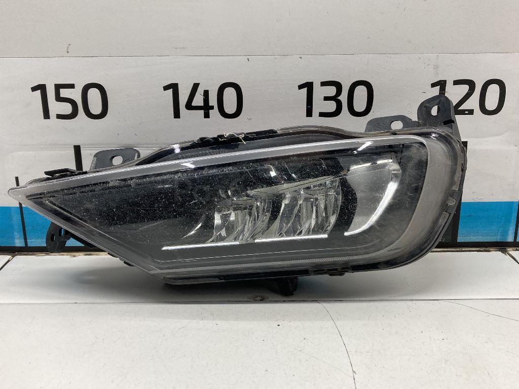 Фара противотуманная левая