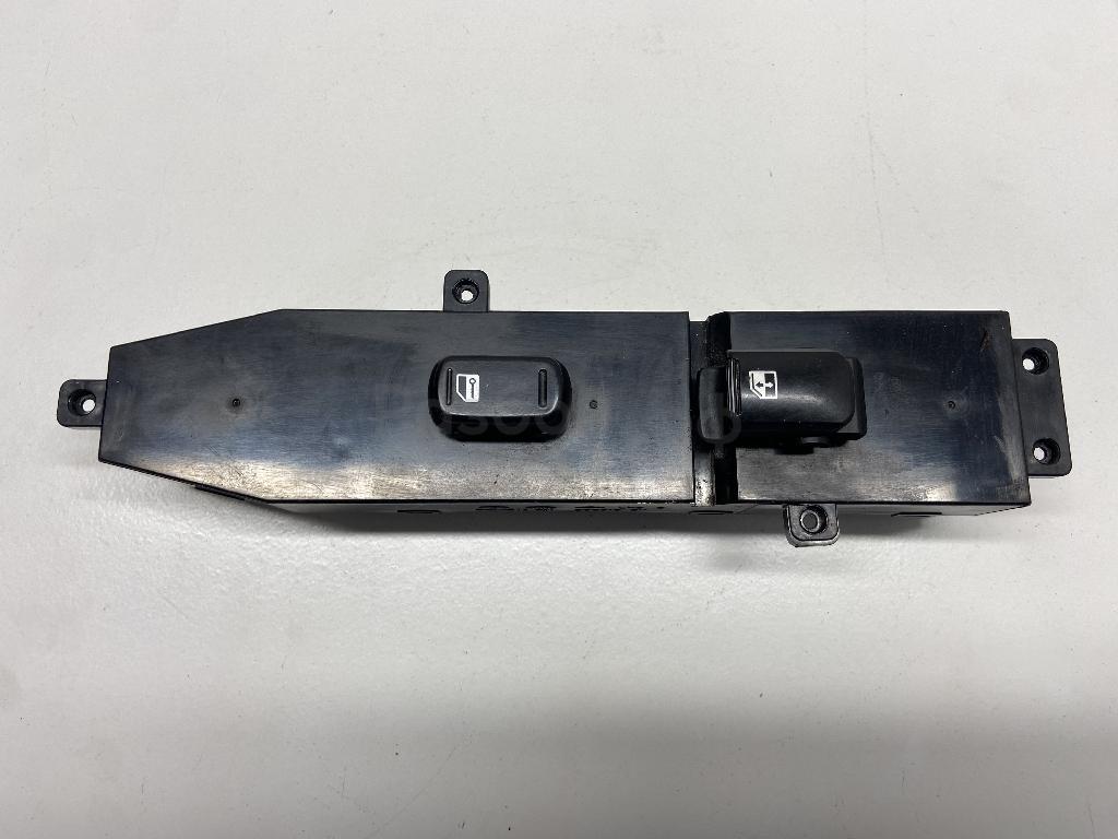 Кнопка стеклоподъемника