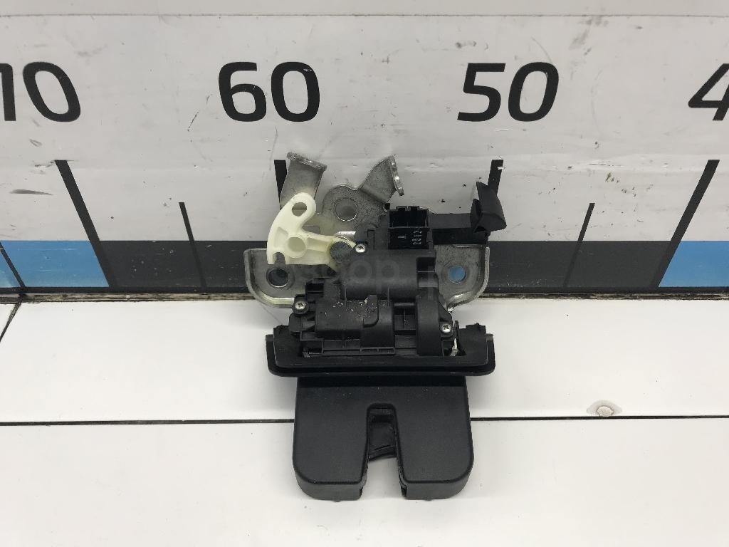 Замок багажника