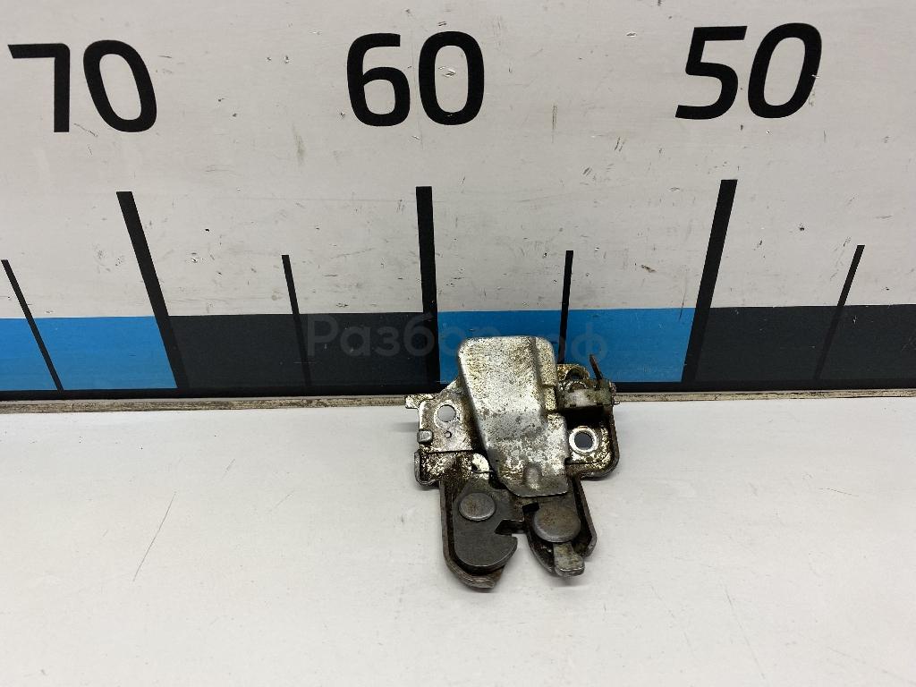 Замок багажника