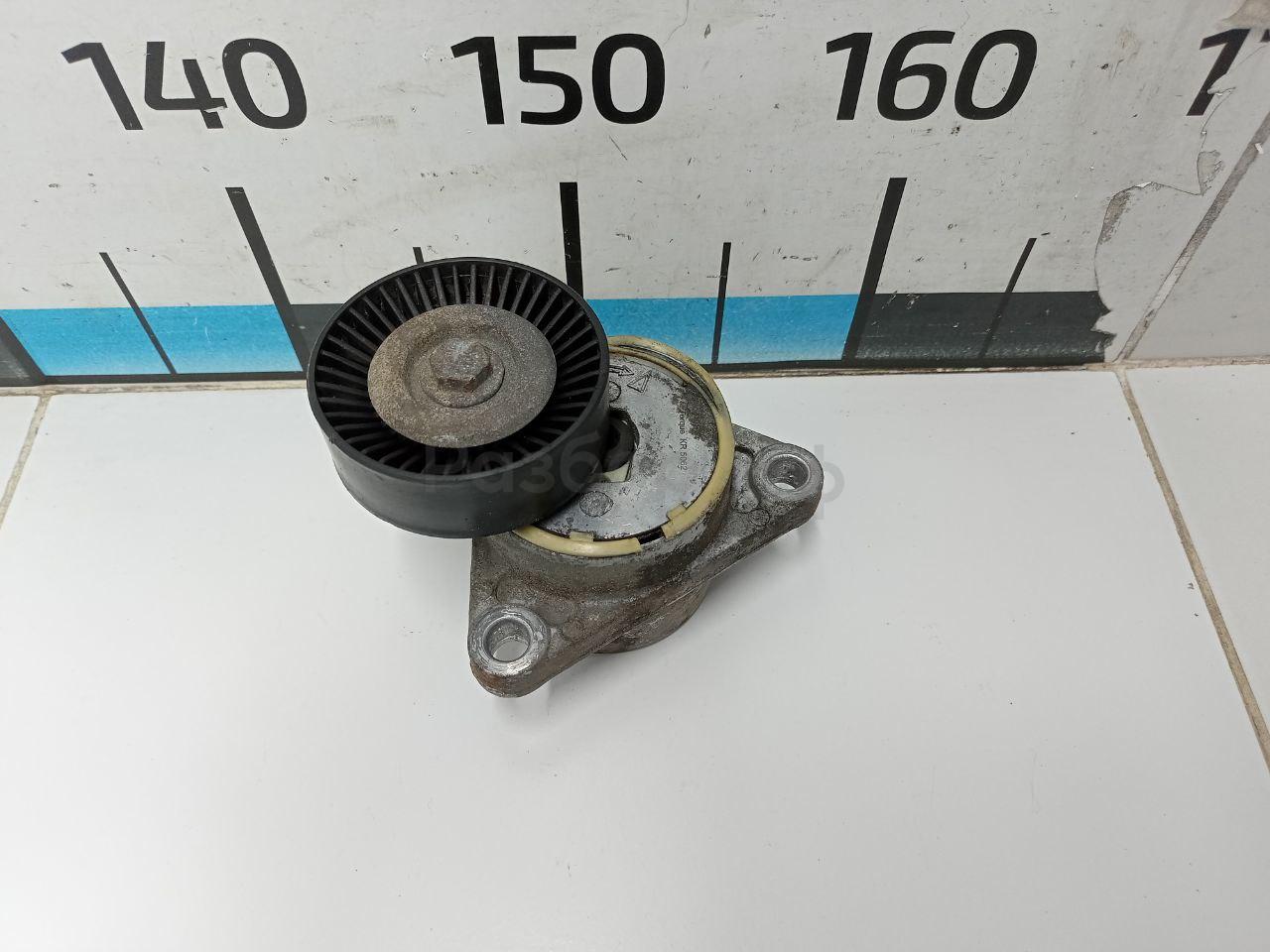 Натяжитель ремня