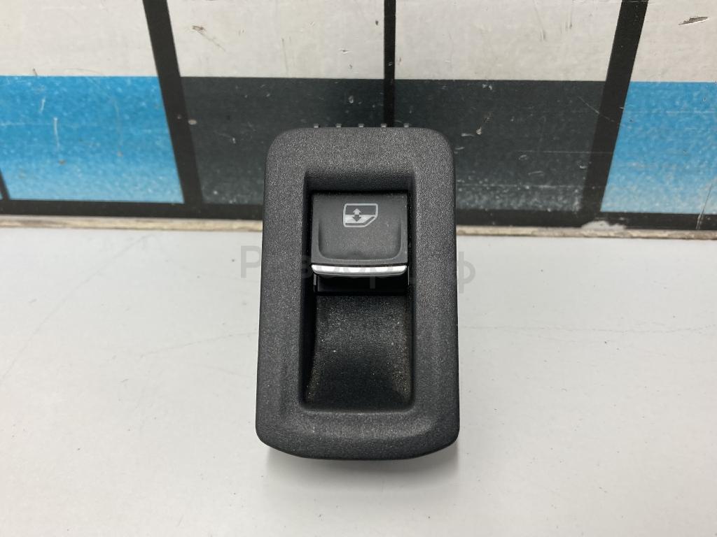 Кнопка стеклоподъемника