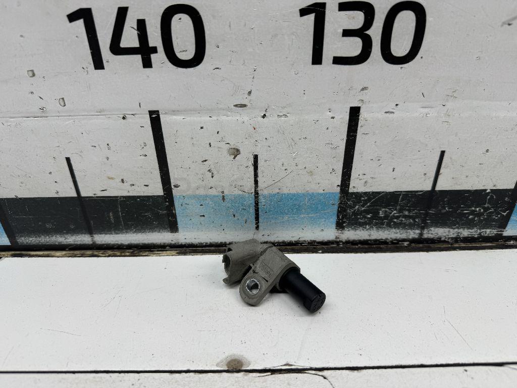 Датчик положения распредвала