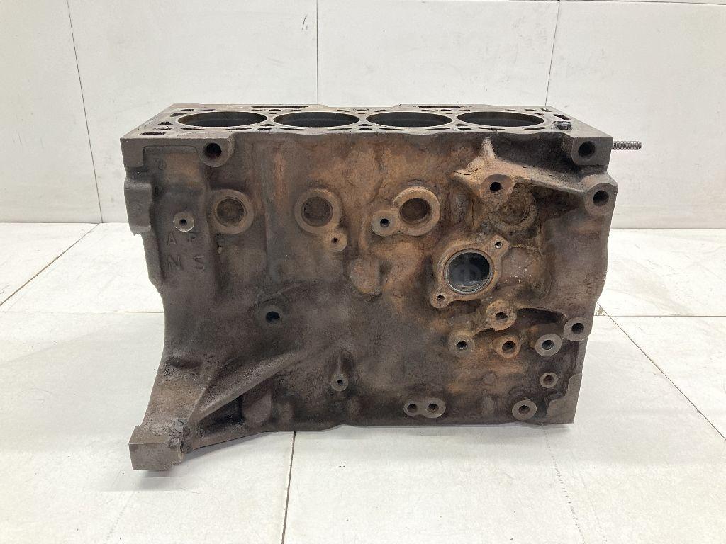 Блок двигателя