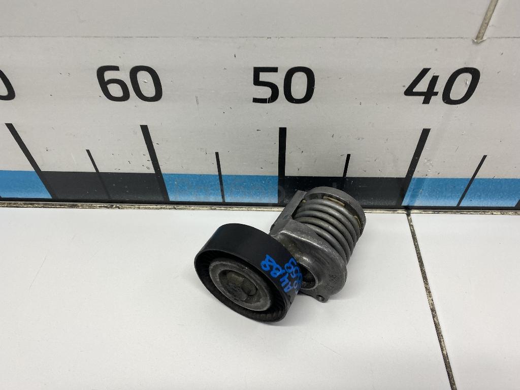 Натяжитель ремня