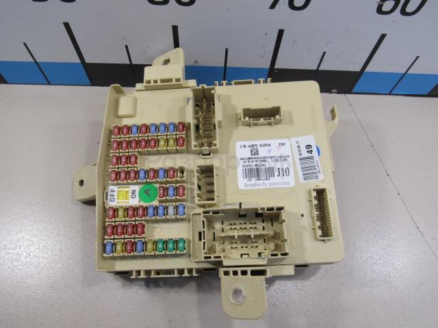 Блок предохранителей