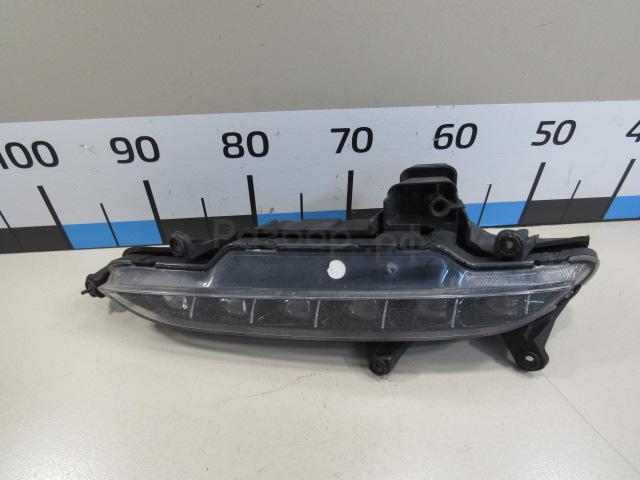 Фара противотуманная правая