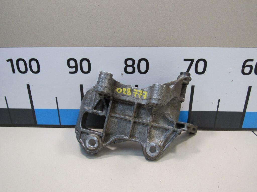 Кронштейн генератора