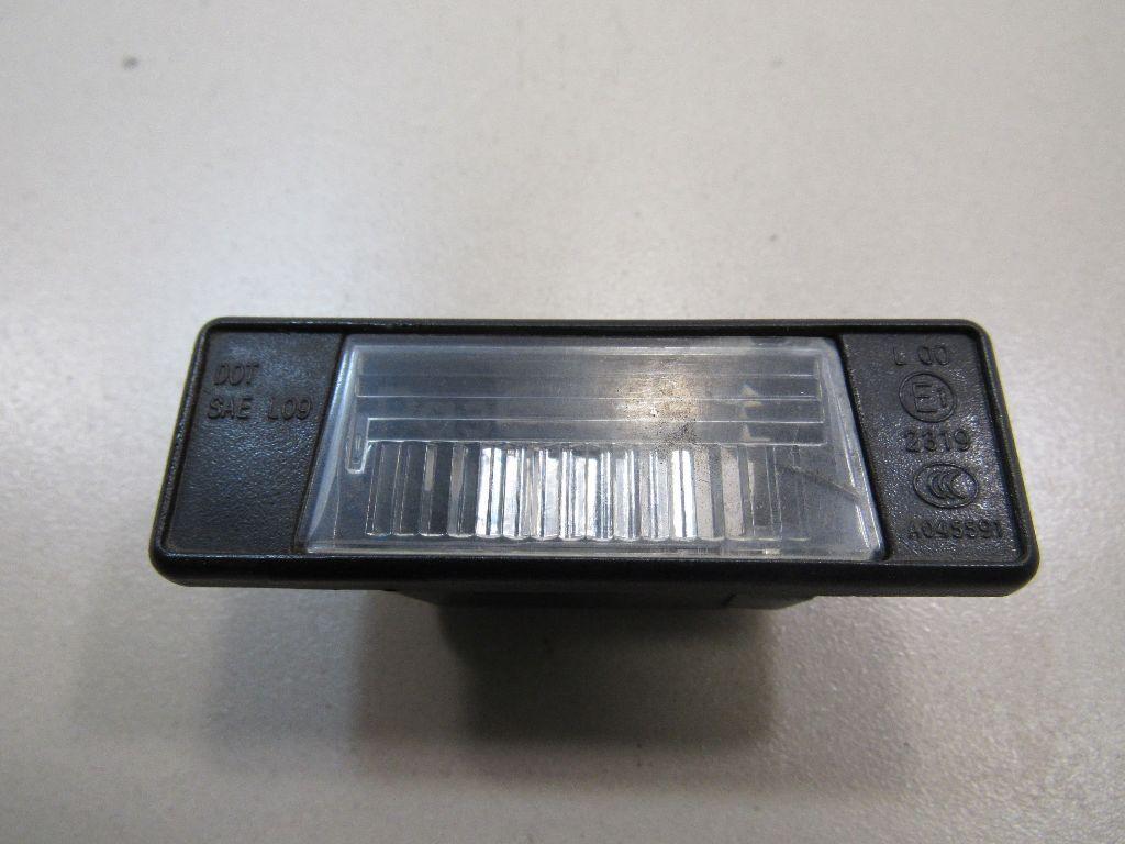 Фонарь подсветки номера