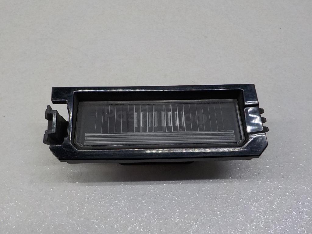 Фонарь подсветки номера