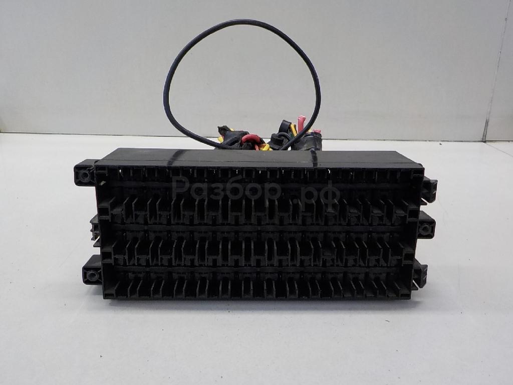 Блок предохранителей