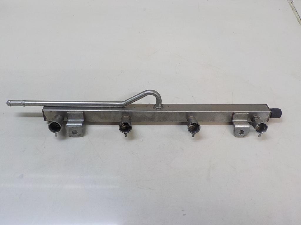 Рейка топливная (рампа)