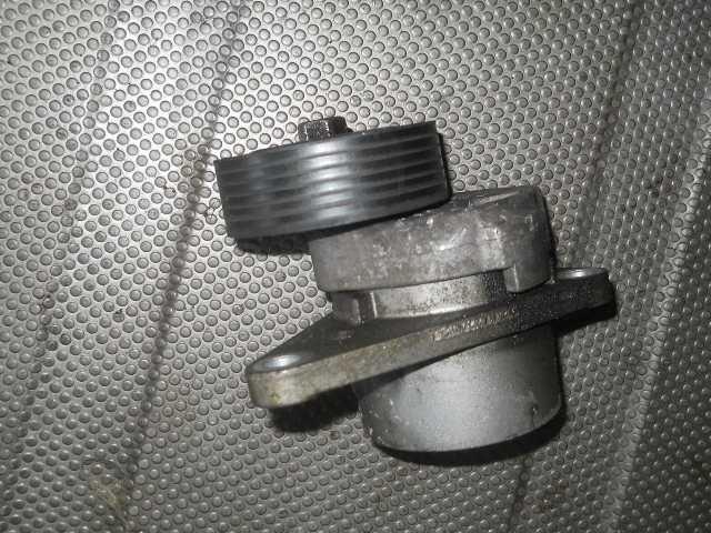 Натяжитель ремня