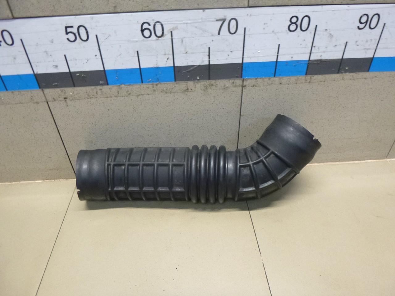 Патрубок воздушного фильтра