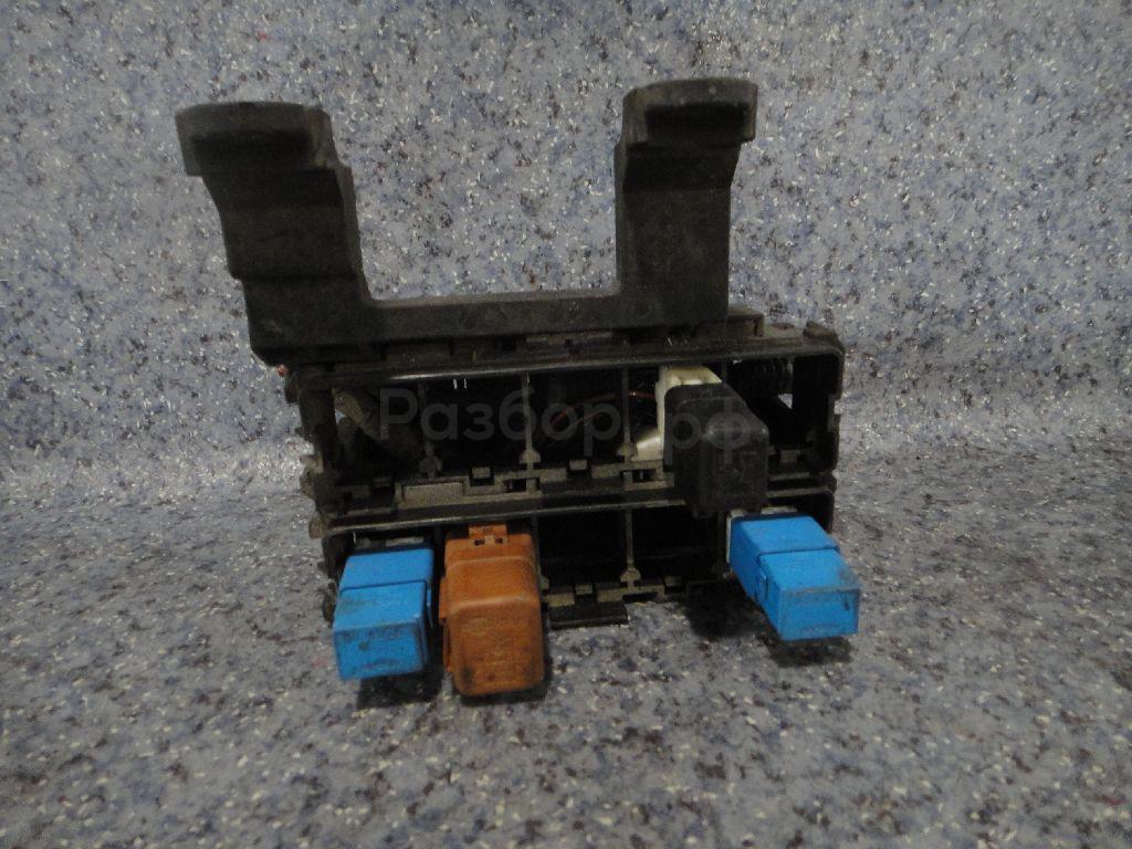 Блок предохранителей