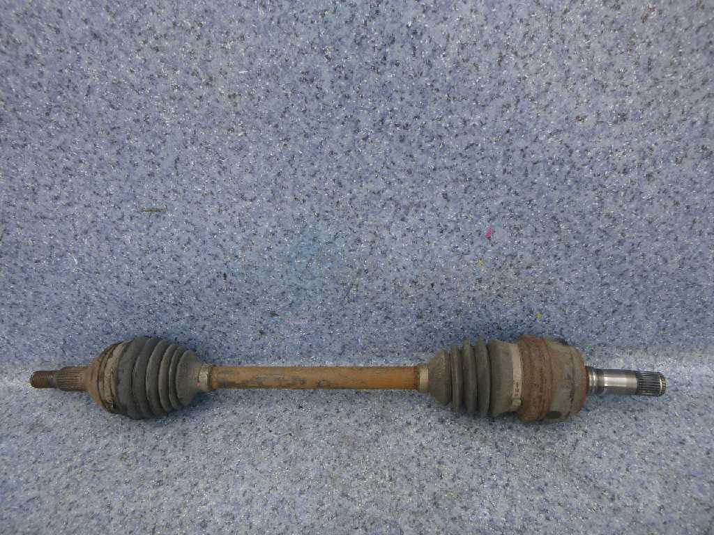 Полуось задняя левая