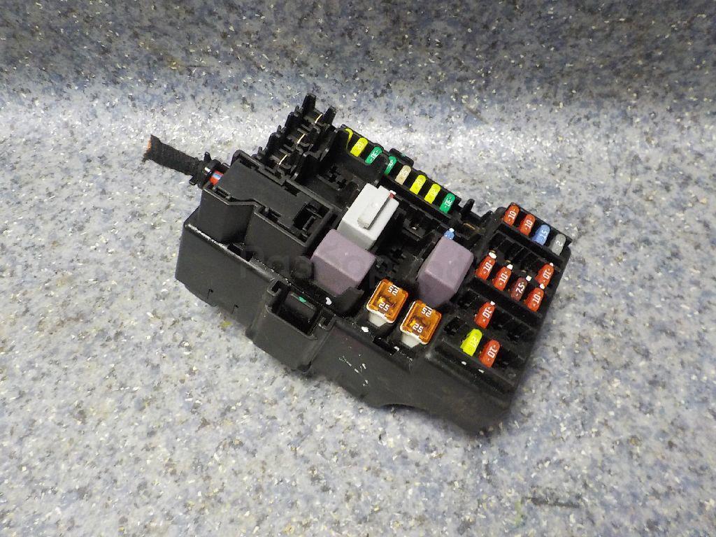 Блок предохранителей