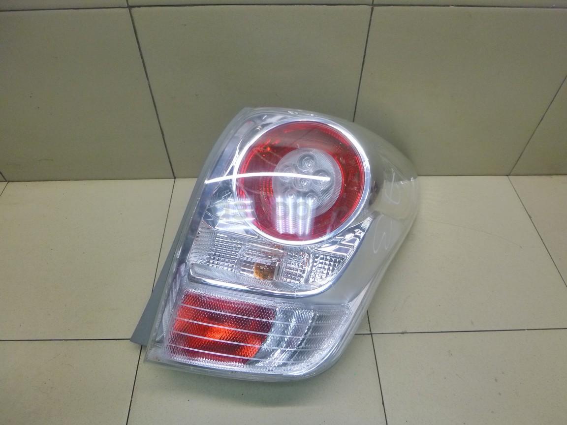 Фонарь задний правый