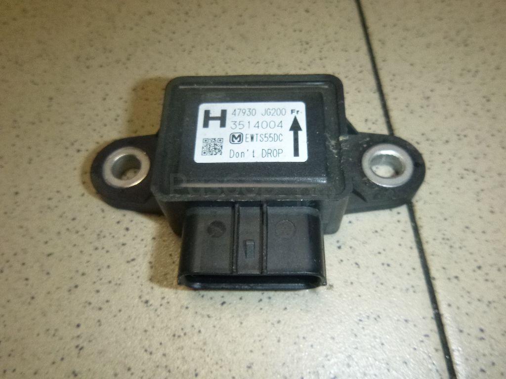 Датчик ускорения