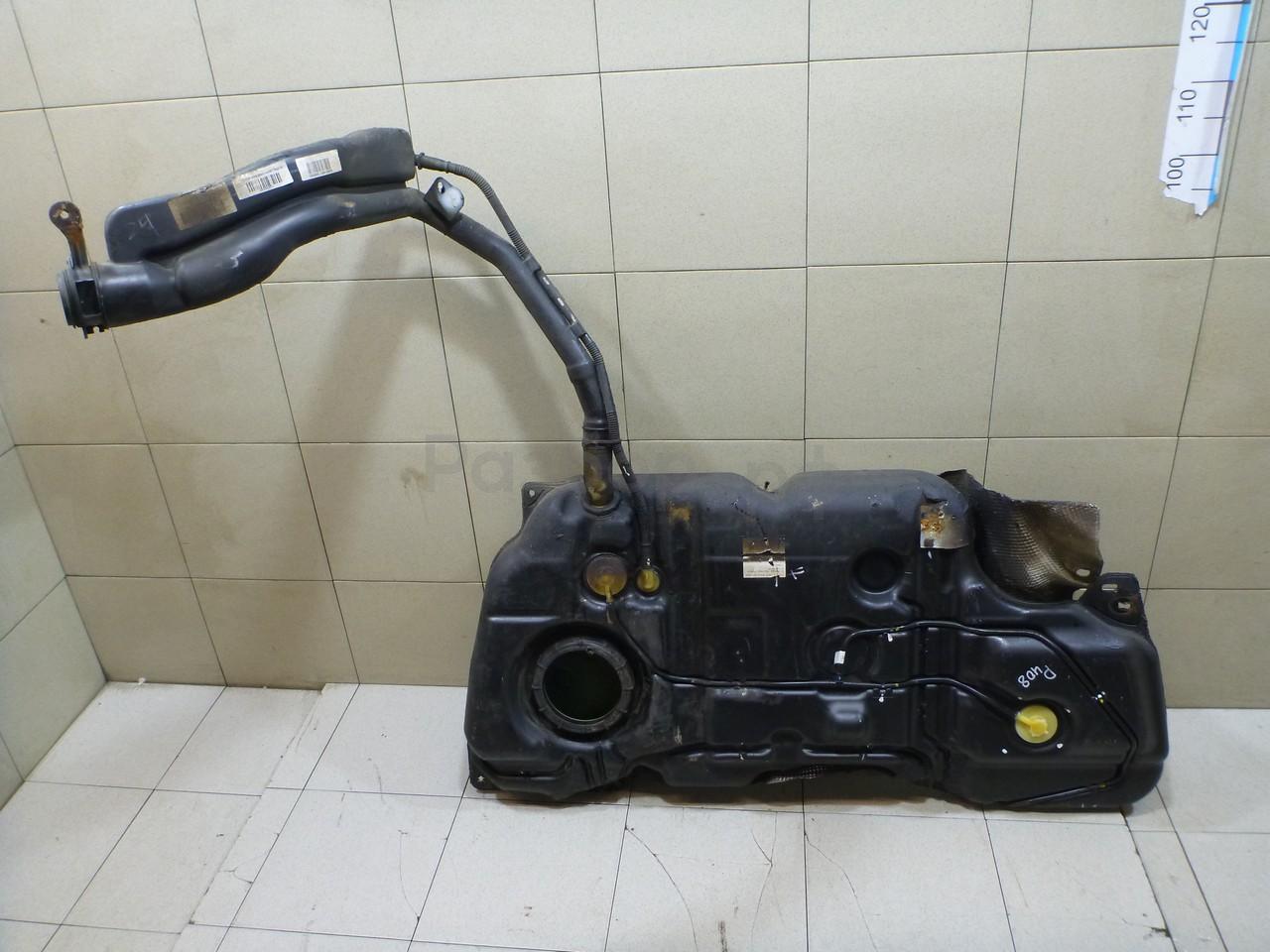 Бак топливный