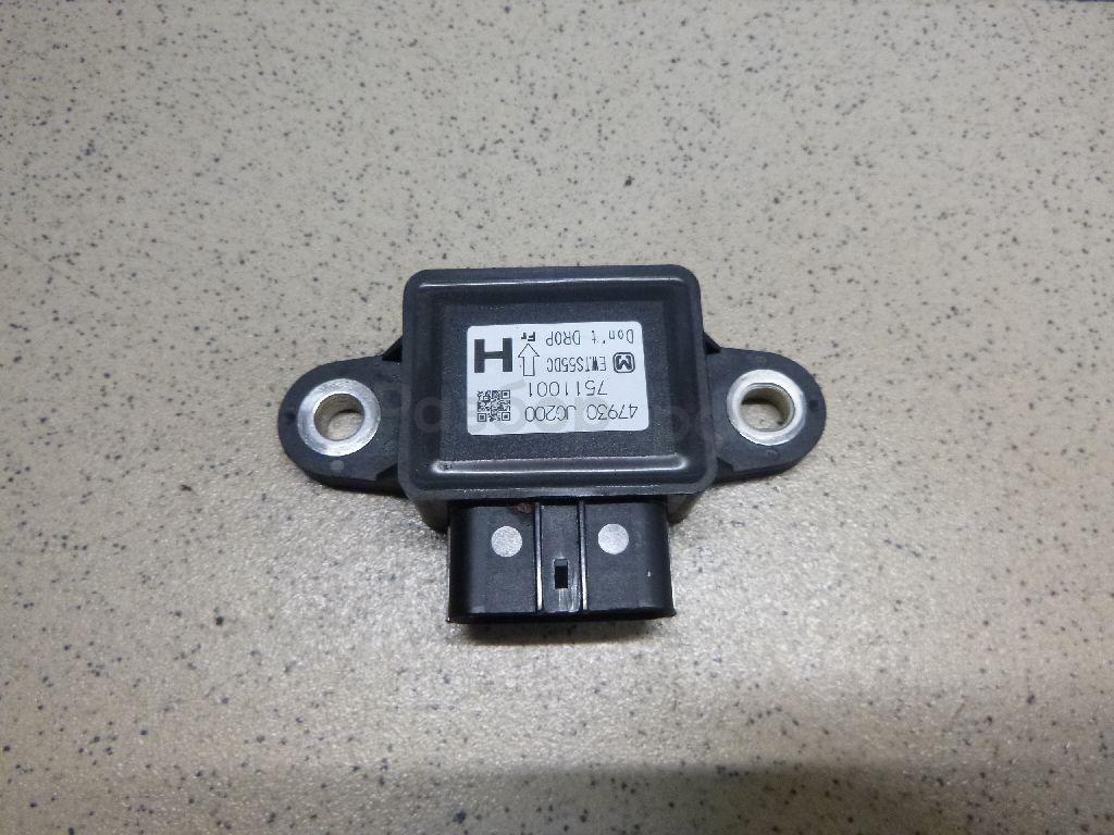 Датчик ускорения