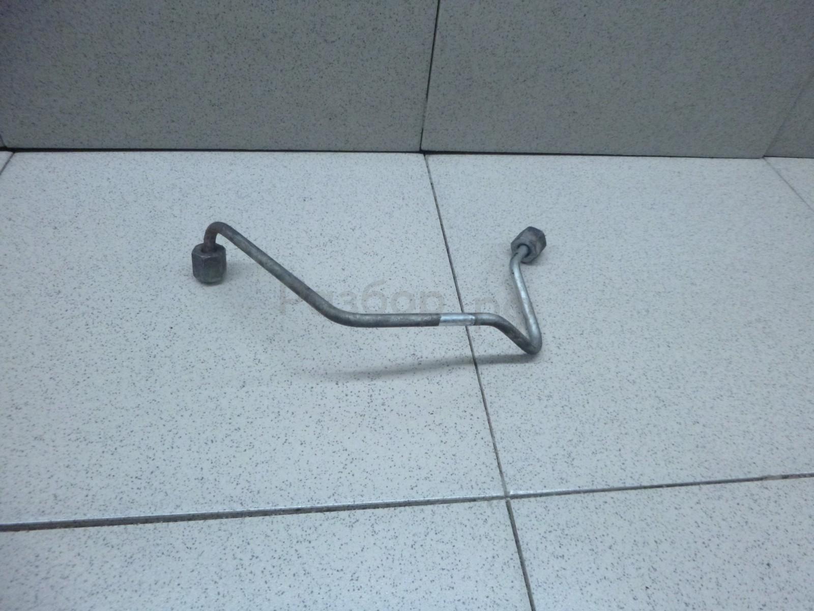 Трубка топливная