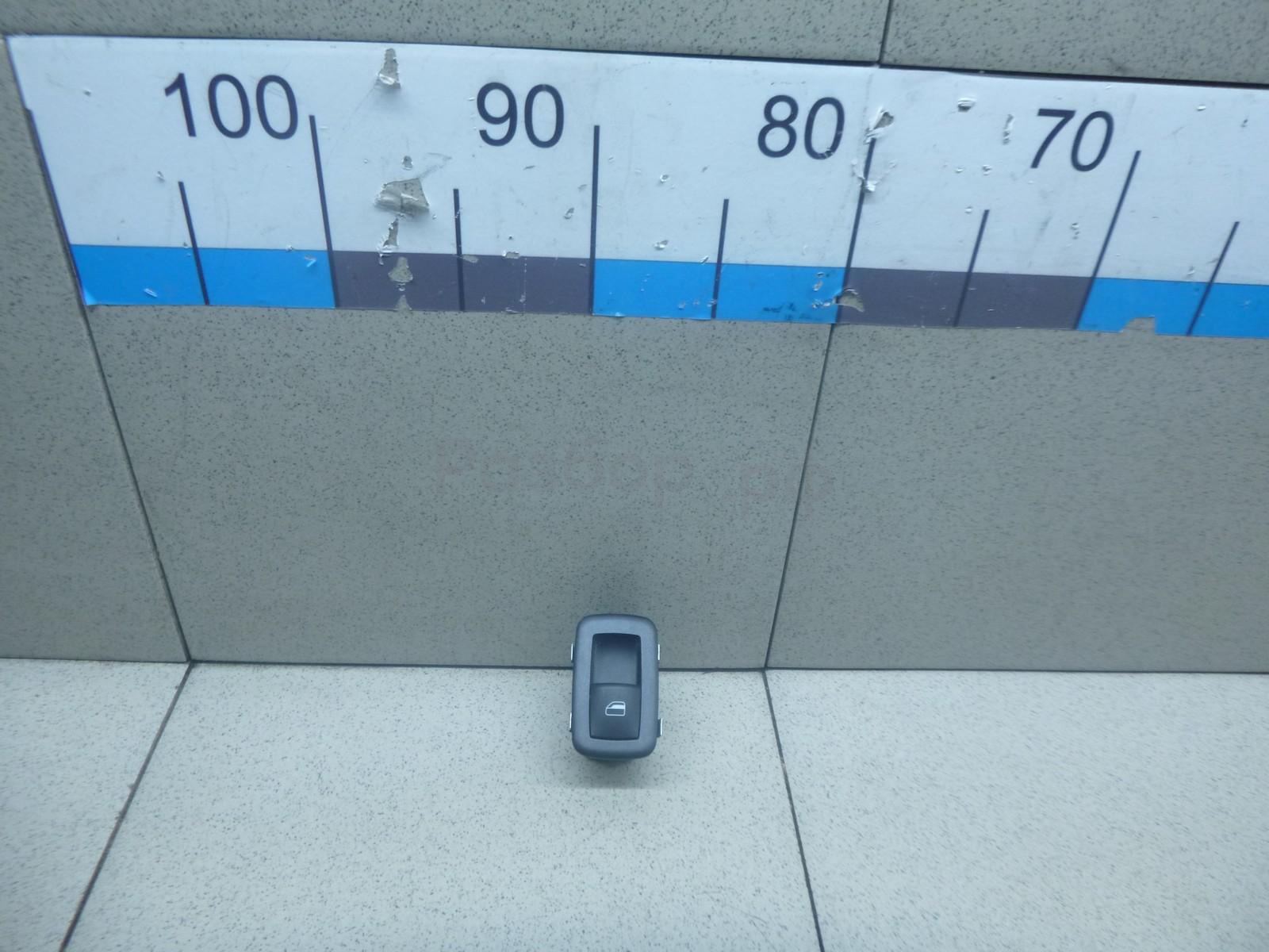 Кнопка стеклоподъемника